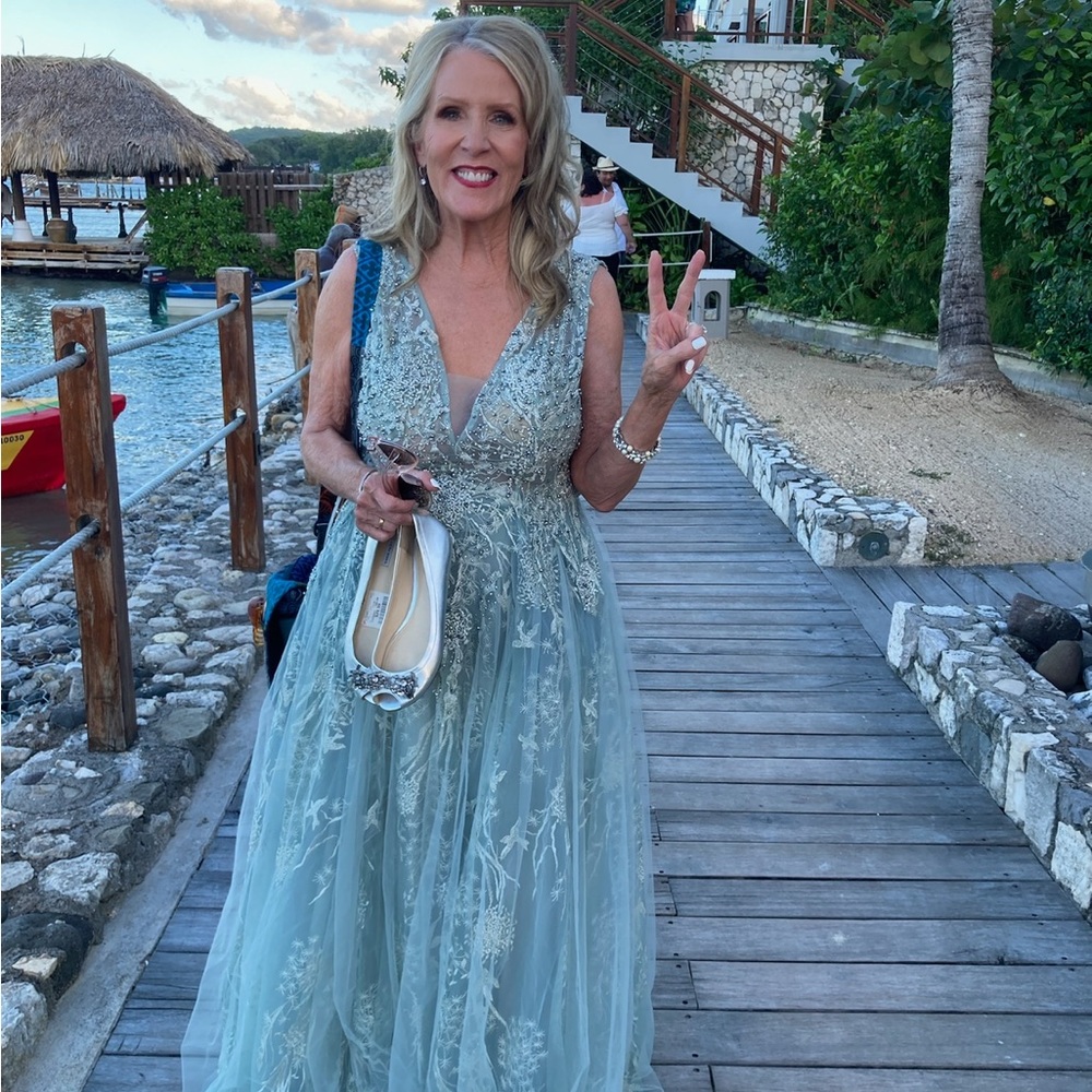 MacDougall seafoam green, gorgeous, embroidered/beaded Sleeveless Gown, size 10.